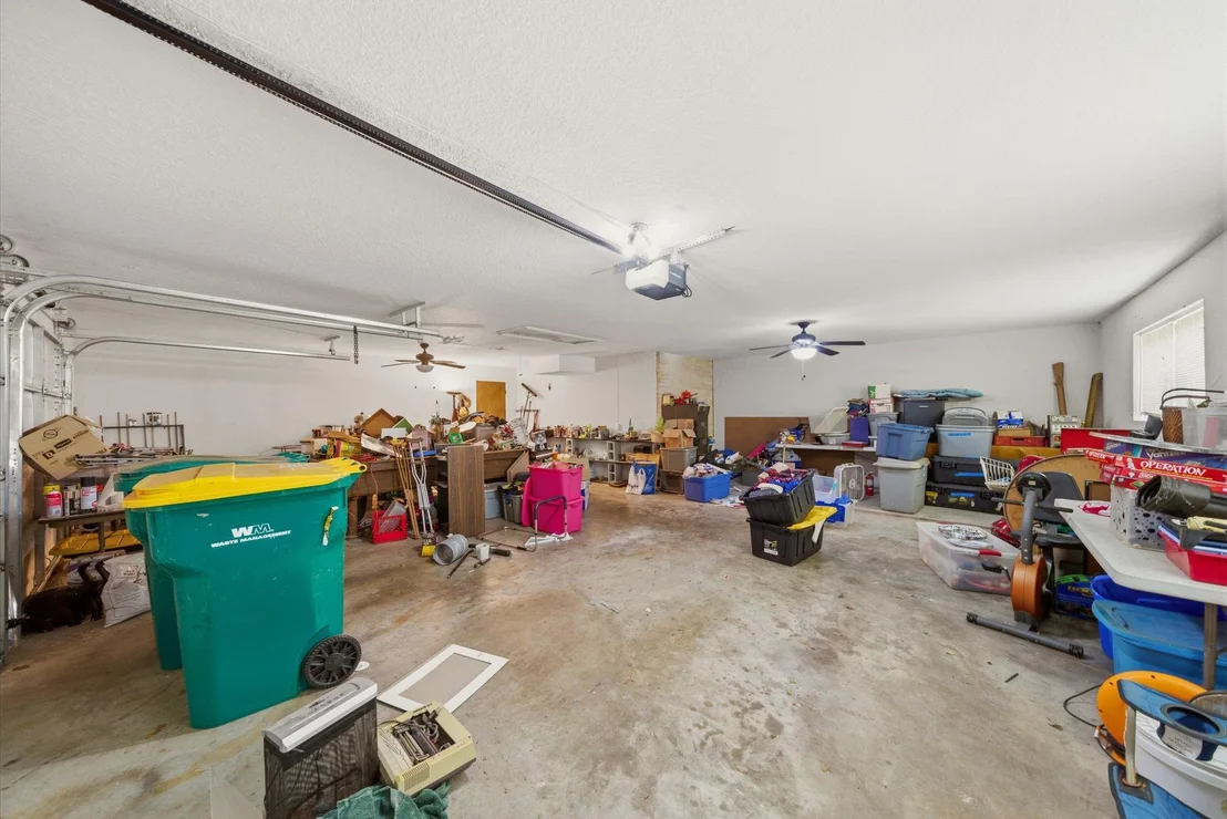 Photo of 1124 Estate Drive