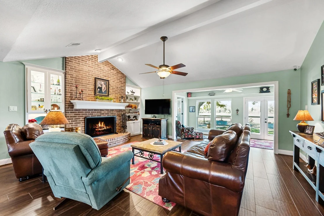 Photo of 26253 Sharp Road