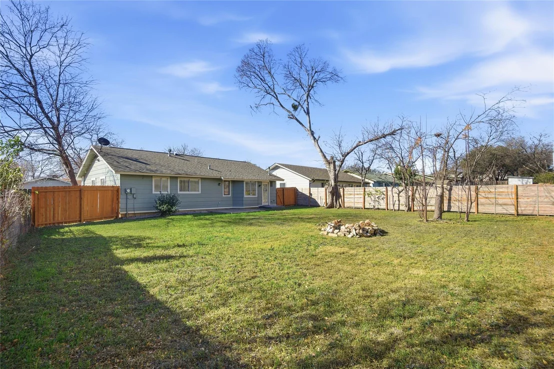Photo of 1704 Cherry Orchard Drive