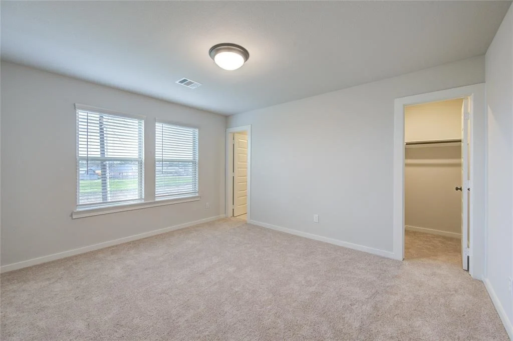 Photo of 400 Kendall Crest Dr