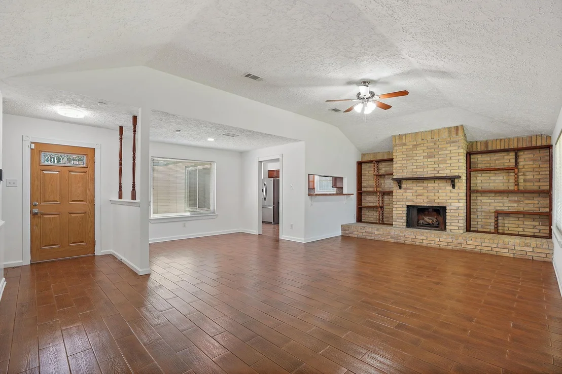 Photo of 9731 Shell Rock Road