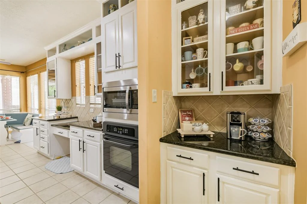 Photo of 9127 Memorial Valley Drive