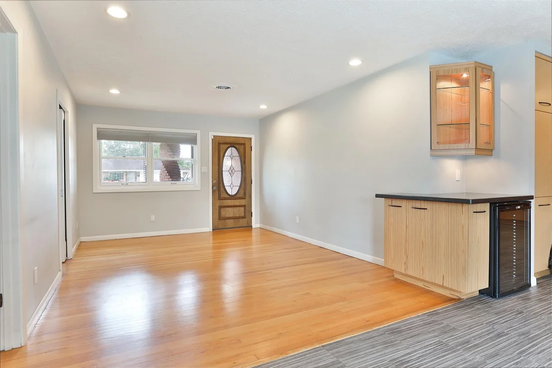 Photo of 2427 Willowby Drive