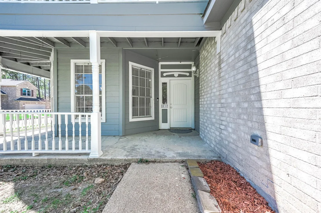 Photo of 18503 Pheasant Field Drive