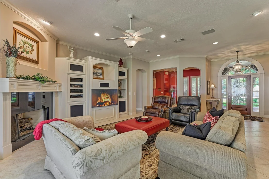 Photo of 9485 Escondido Drive
