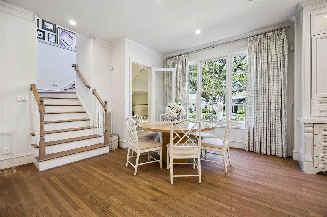 Photo of 1020 River Glynn Drive