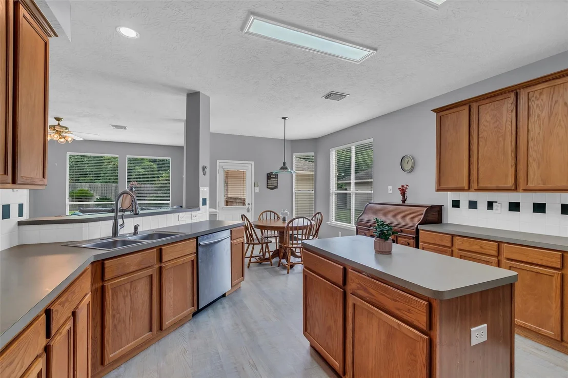 Photo of 219 Rustic Oaks Drive