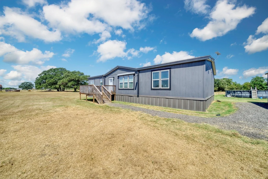 Photo of 8938 Old Highway Road