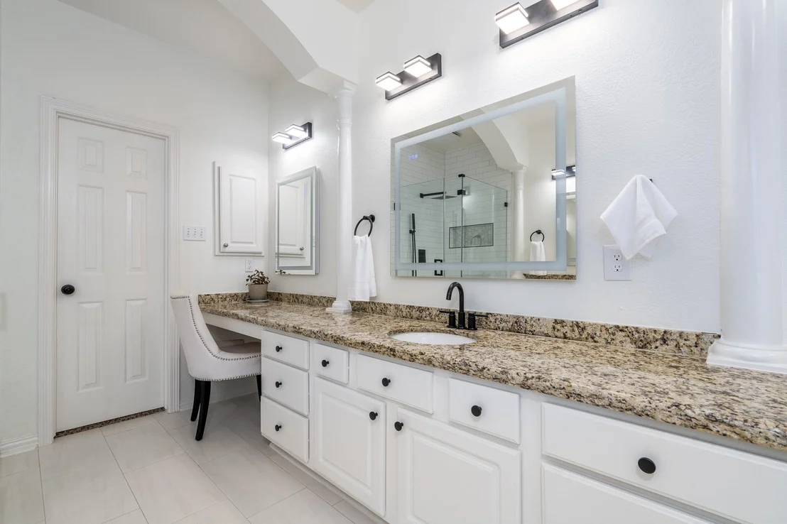 Photo of 15903 Lake Loop Drive