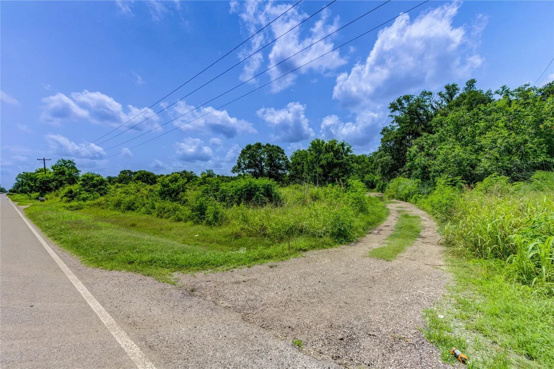 Photo of 5011 County Road 347