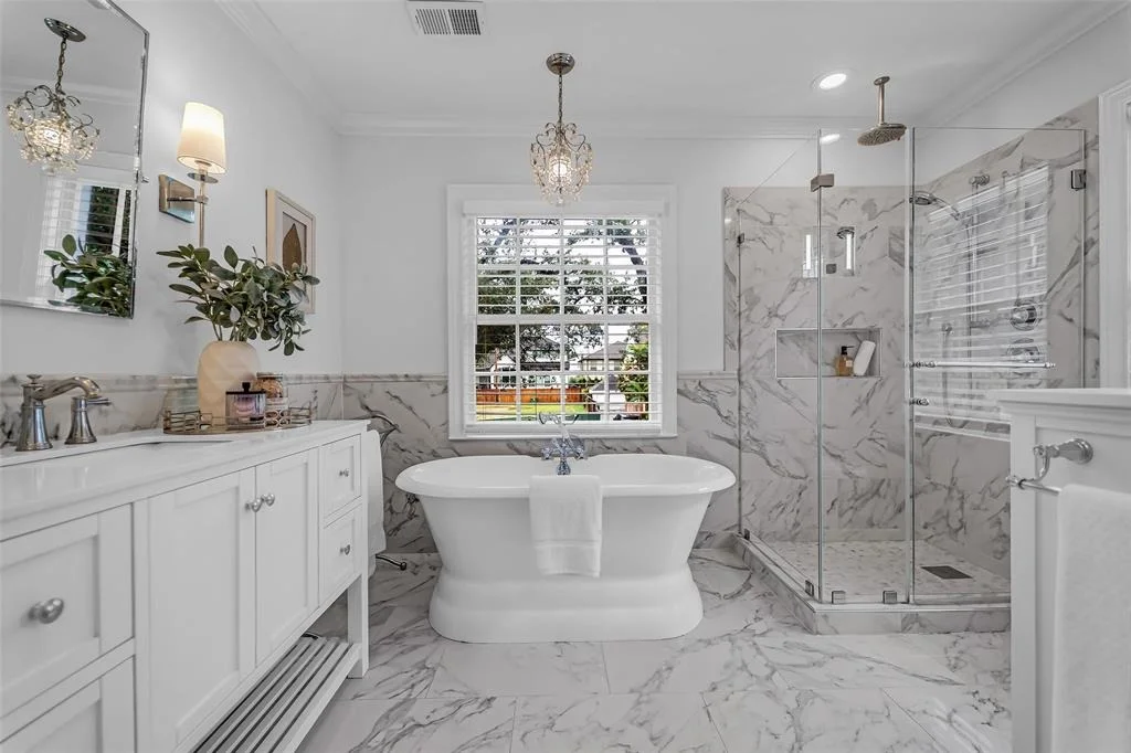 Photo of 2539 Addison Road