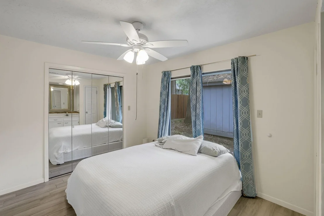Photo of 111 Harbour Row Drive