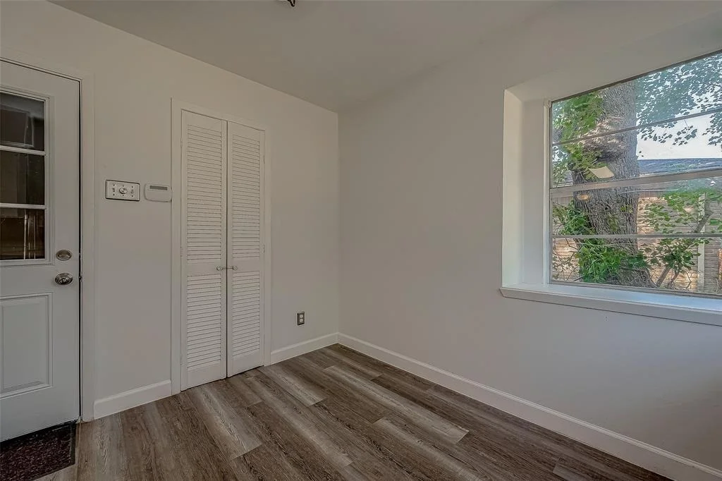 Photo of 5914 Dawnridge Drive