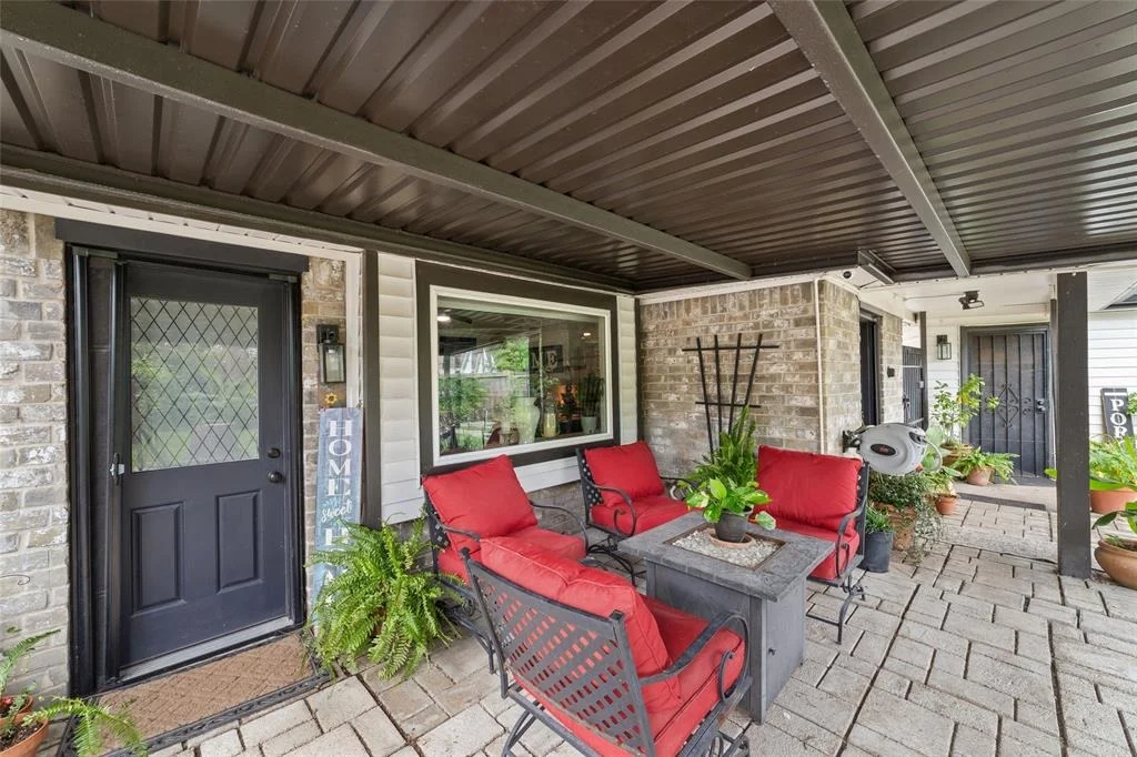 Photo of 15306 Ripplestream Street