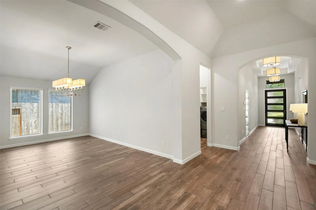 Photo of 405 Elevation Avenue
