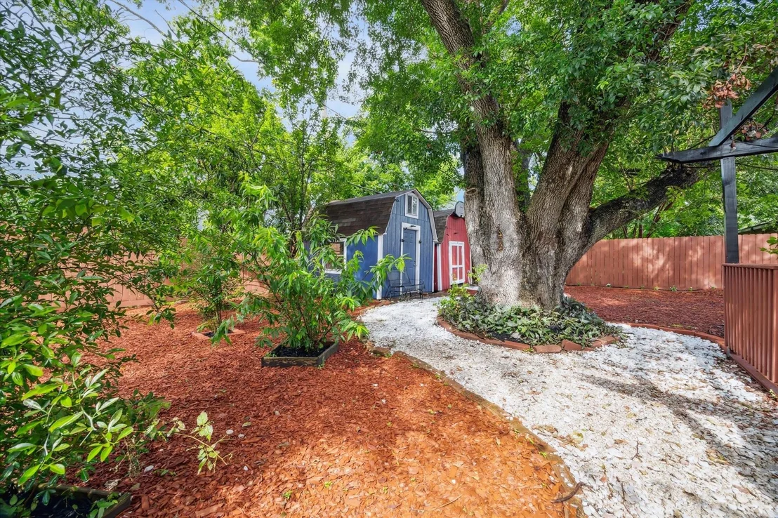 Photo of 5830 Ludington Drive