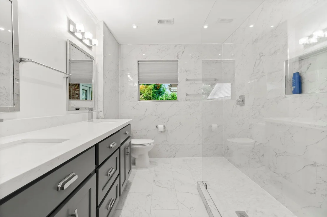Photo of 26926 Maplewood Drive