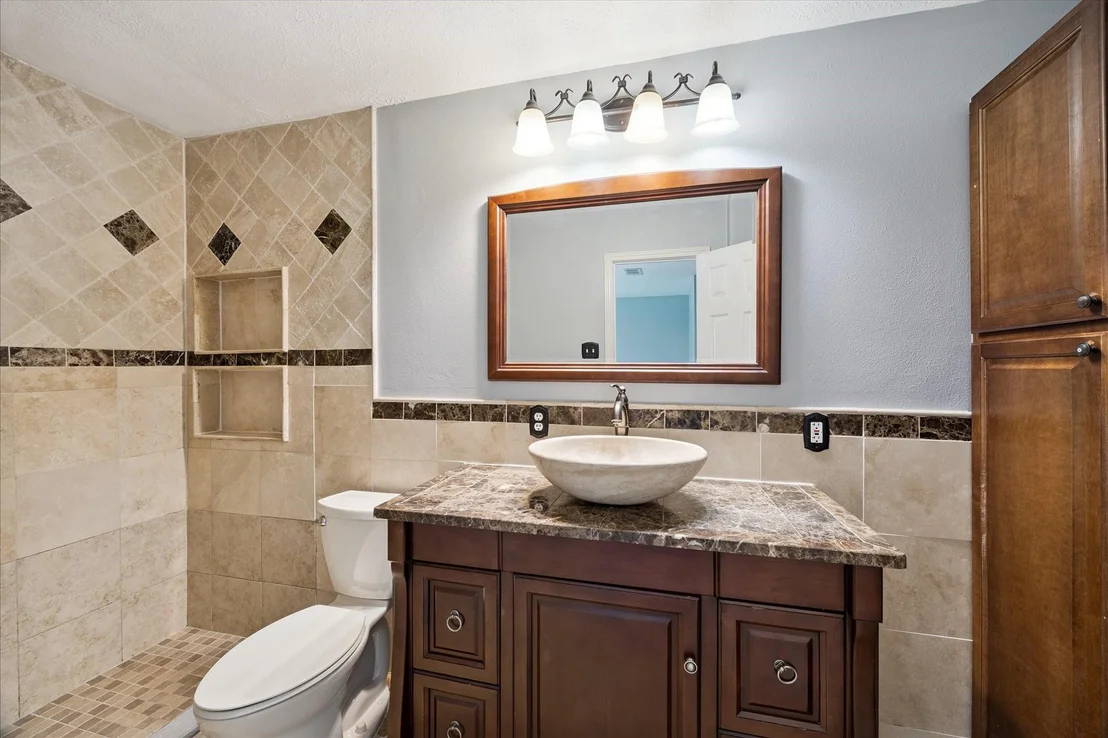 Photo of 2214 Wickburn Drive