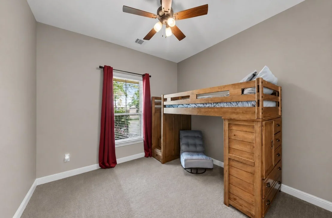 Photo of 24954 Shady Oak Drive