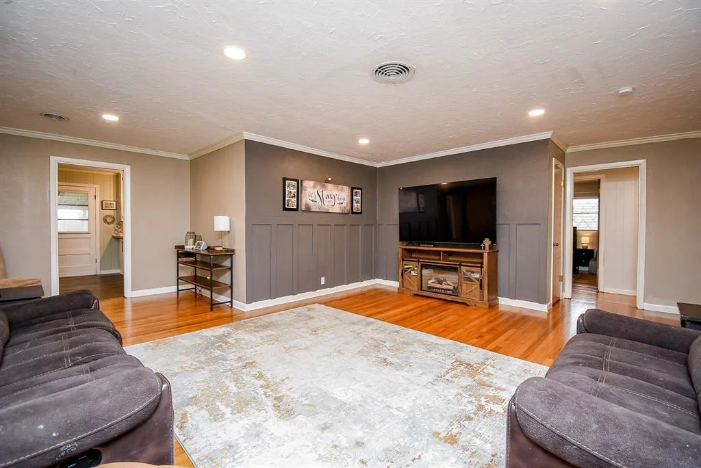 Photo of 304 Lily Lane