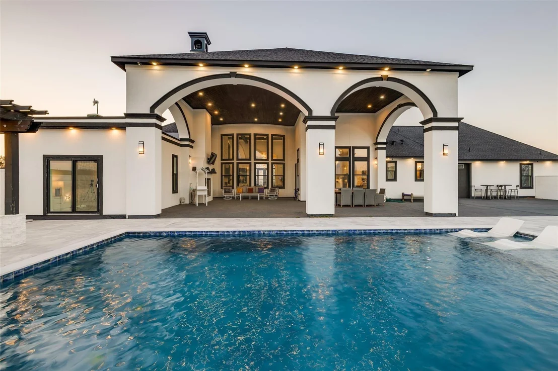 Photo of 4821 Walters Road