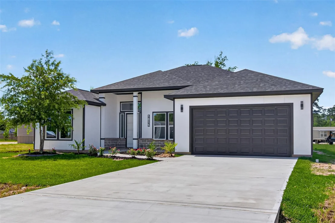 Photo of 1014 Exotic Pine Drive