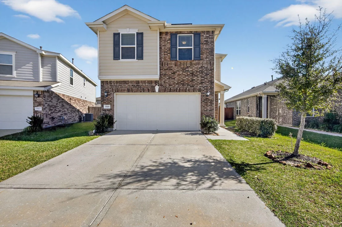 Photo of 15618 Cliffside Arbor Lane