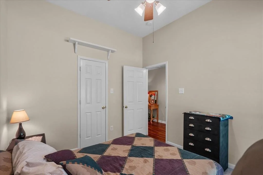 Photo of 4715 Curry Road