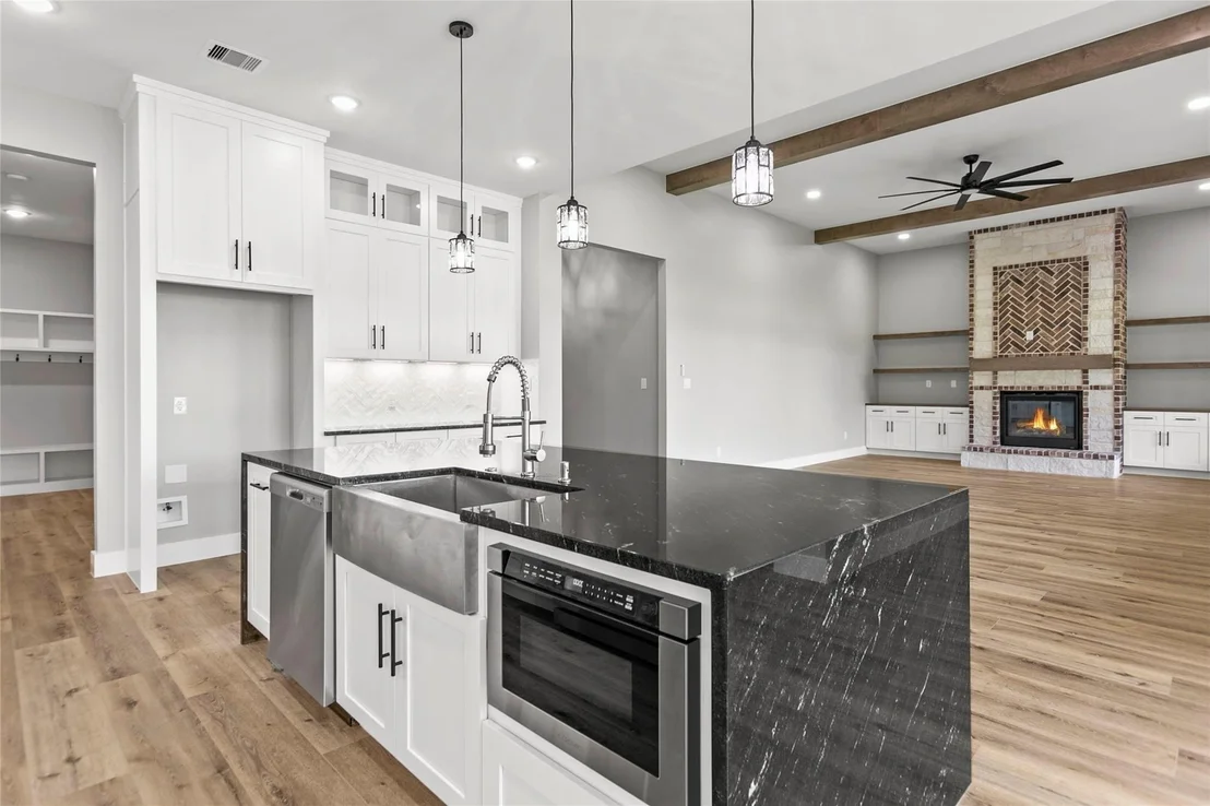 Photo of 210 Hogan Ln