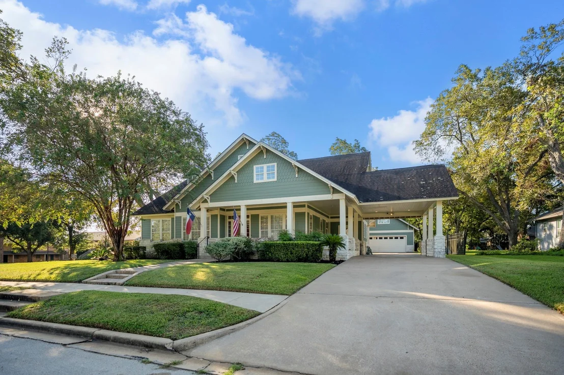 Photo of 603 W Third Street