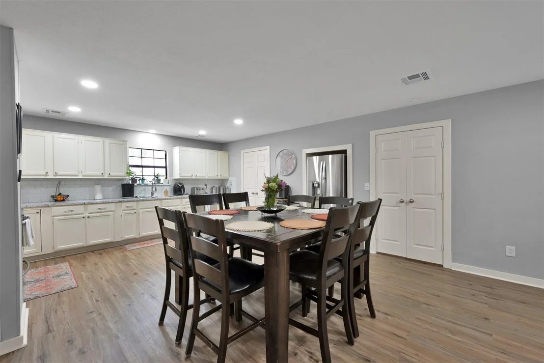 Photo of 15876 Pecan Drive