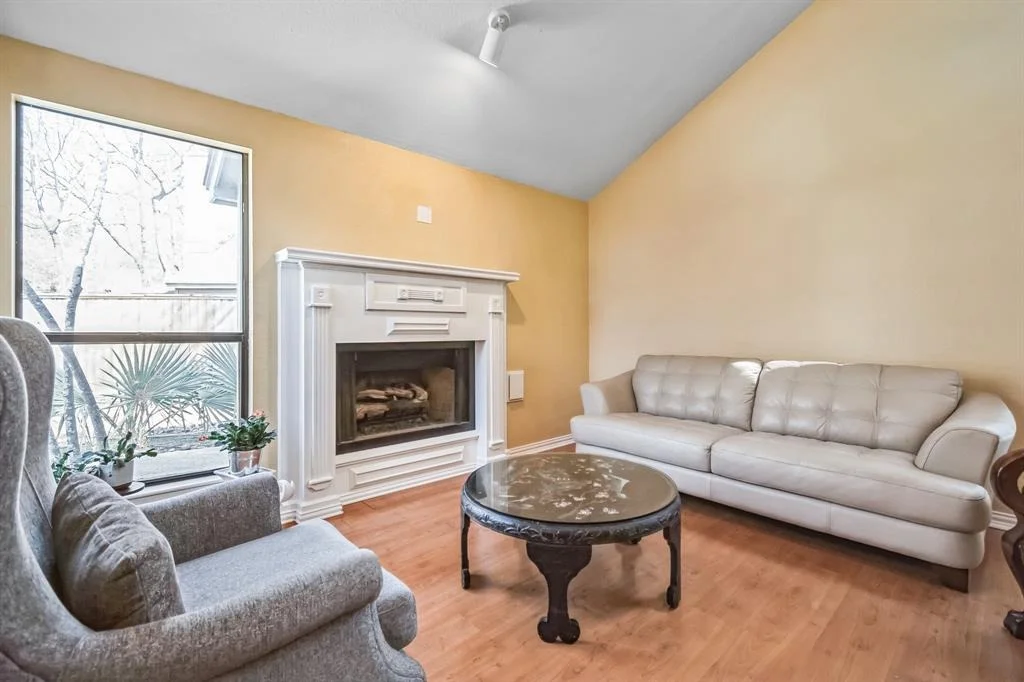 Photo of 20 N Mossrock Road
