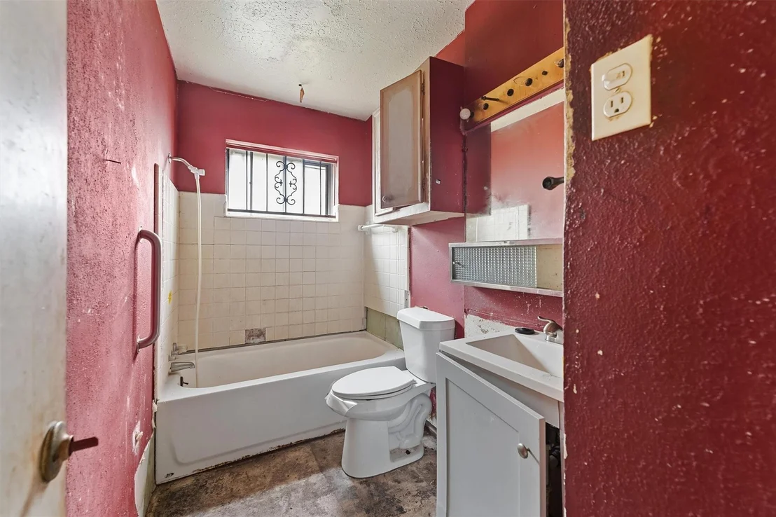 Photo of 5207 Madden Lane