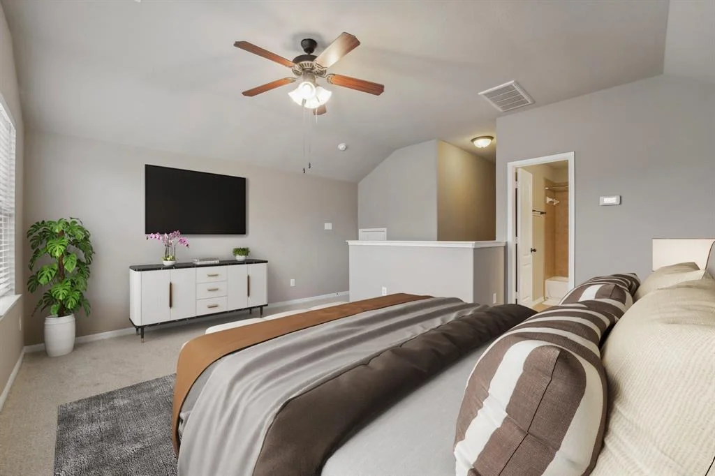 Photo of 2125 Mooncrest Drive