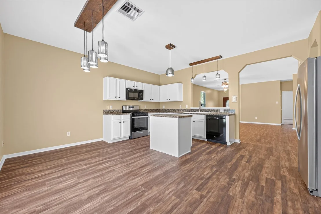 Photo of 915 Morley Park Lane