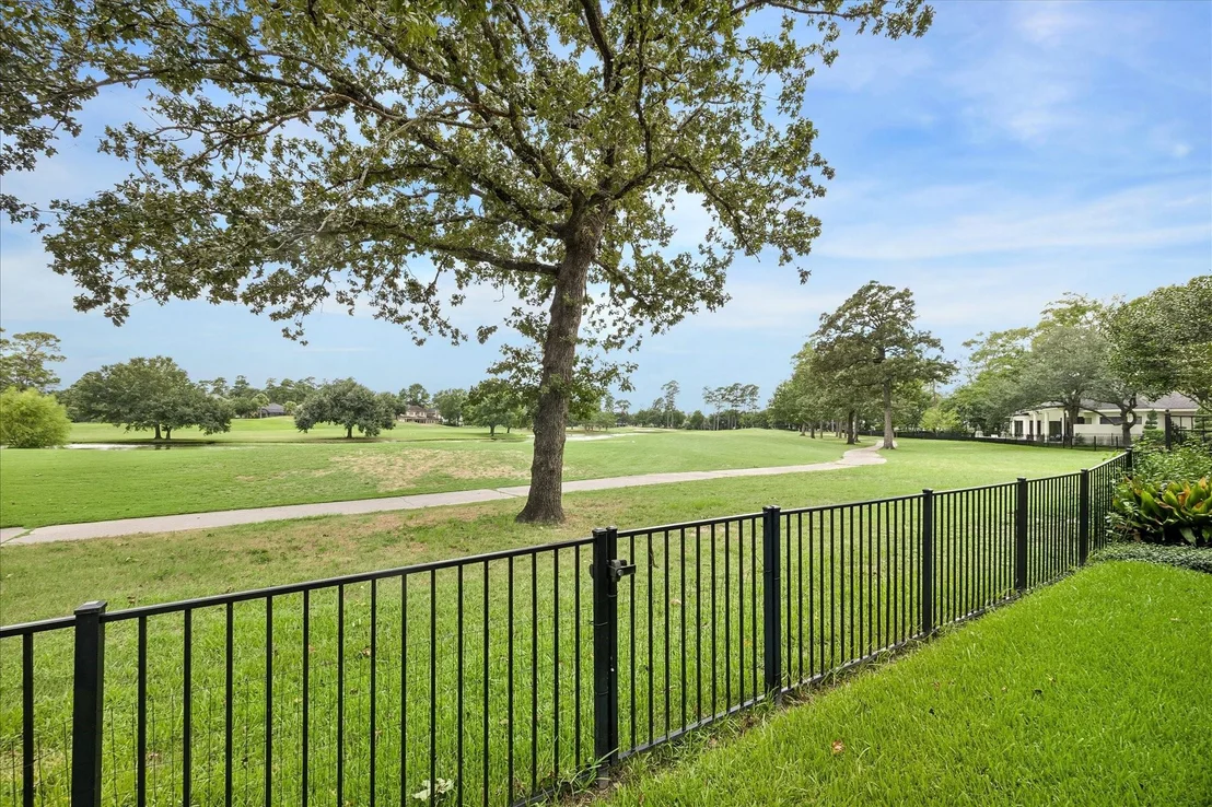 Photo of 25023 Northampton Terrace Drive