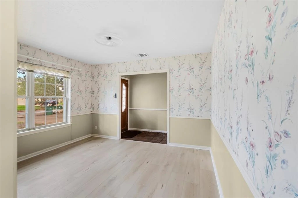 Photo of 3315 Crestdale Drive
