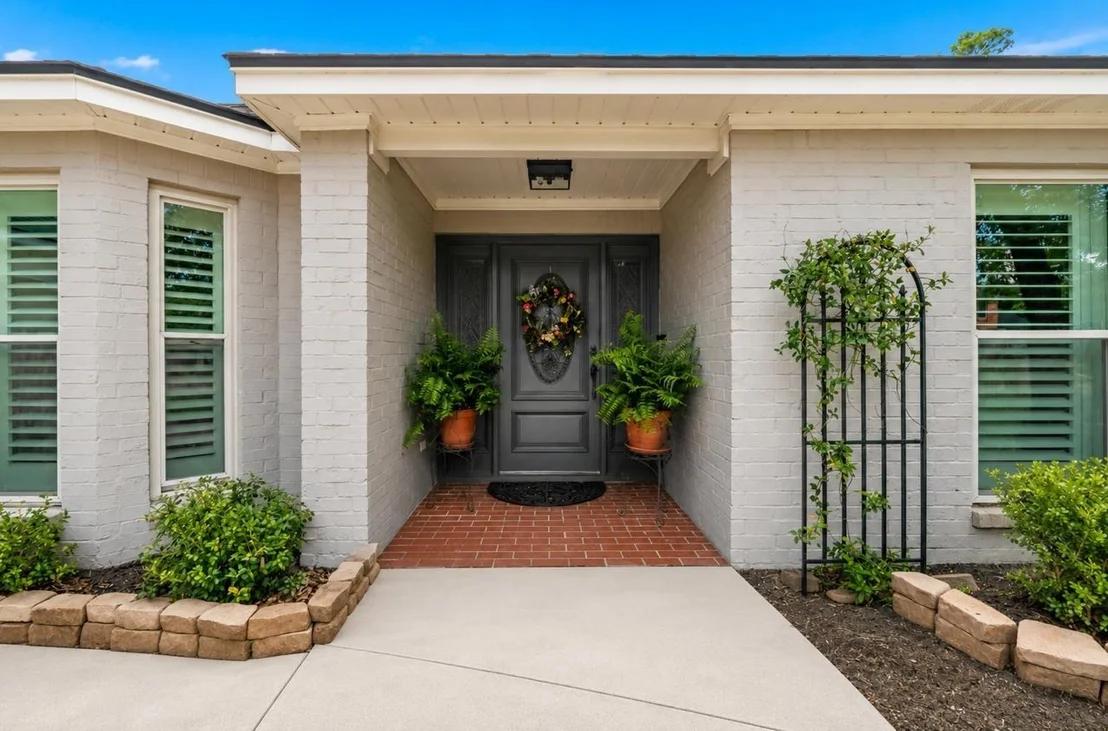 Photo of 222 Laura Lane