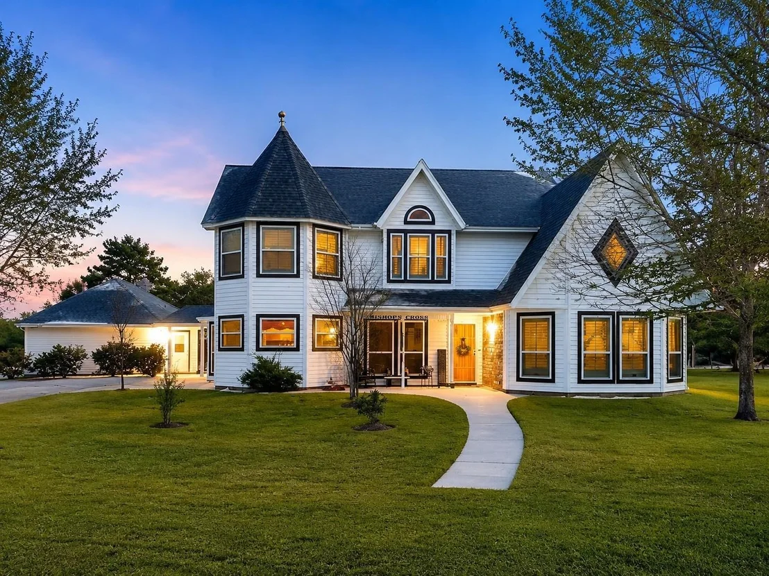 Photo of 1022 Pearl Lane