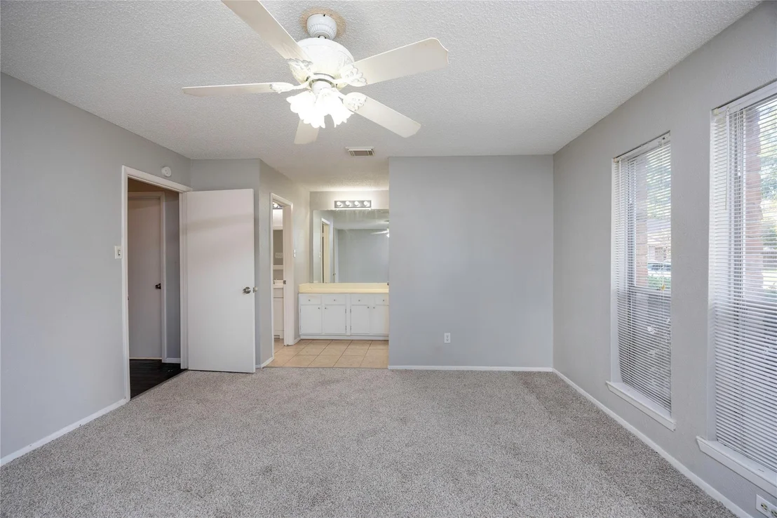 Photo of 23311 Calico Corners Lane
