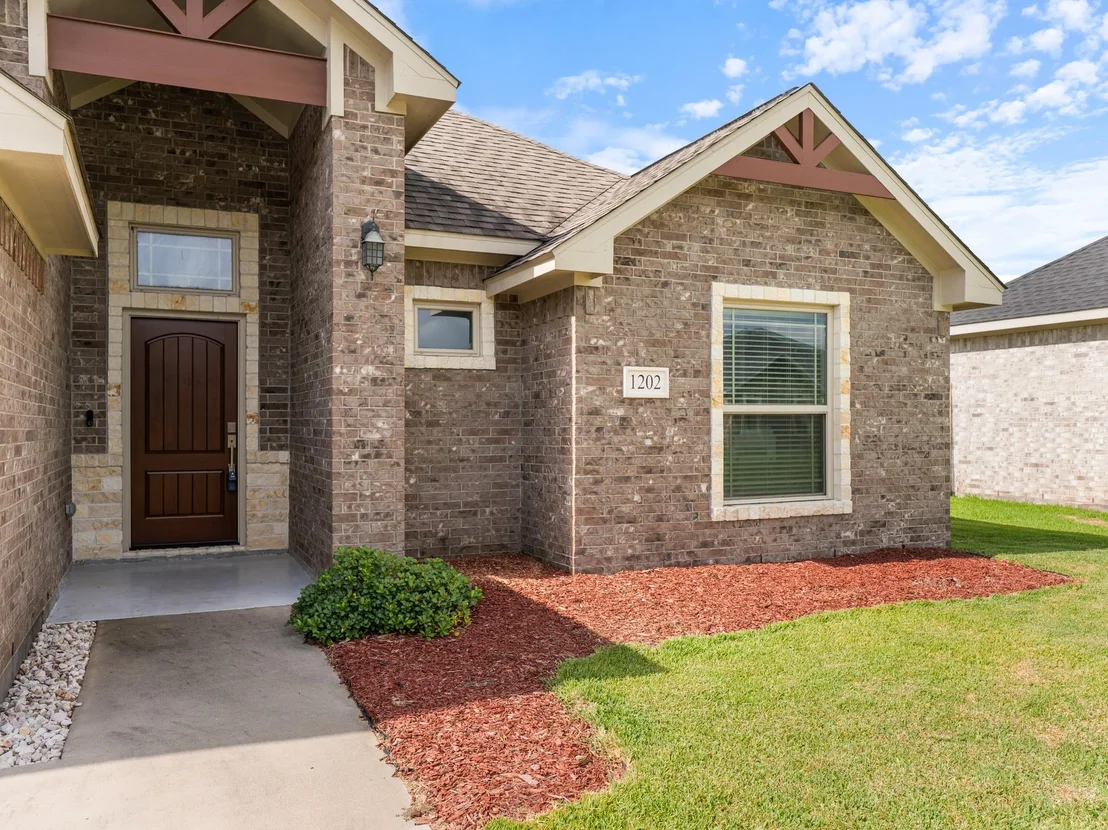 Photo of 1202 Sailfish Drive