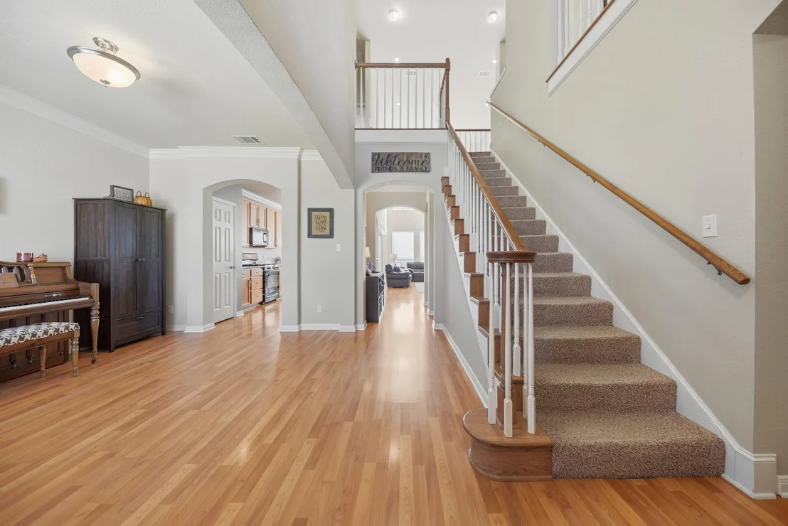 Photo of 2913 Oakwood Drive