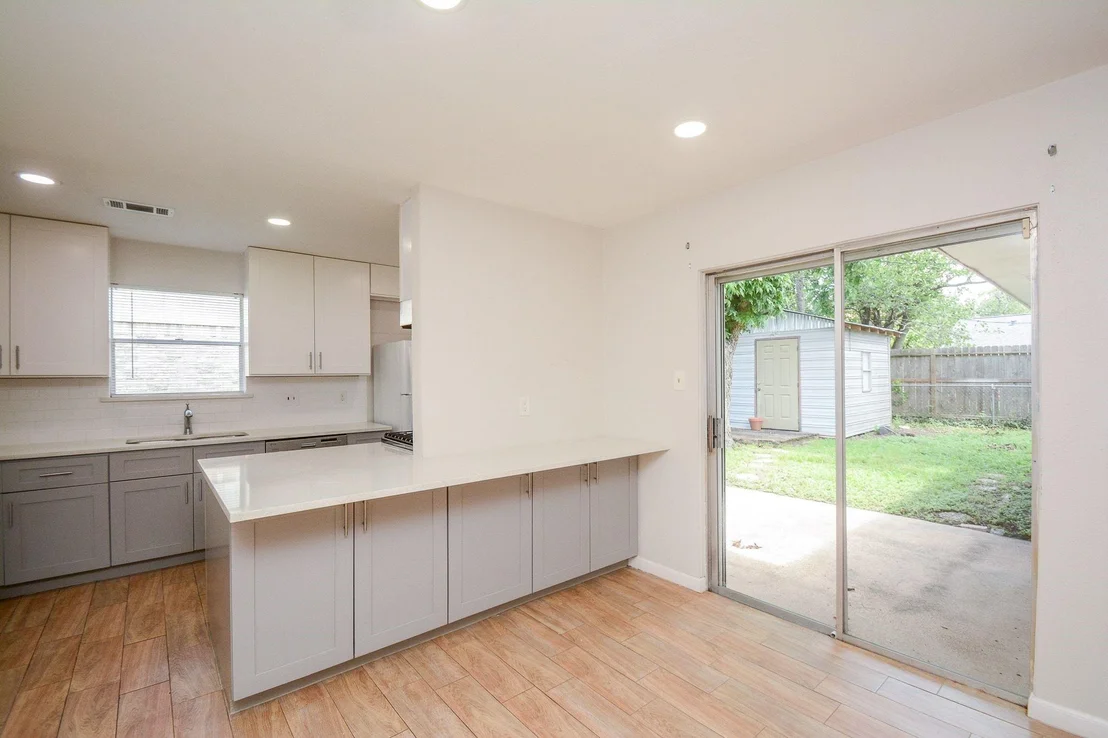 Photo of 6002 Verdome Lane
