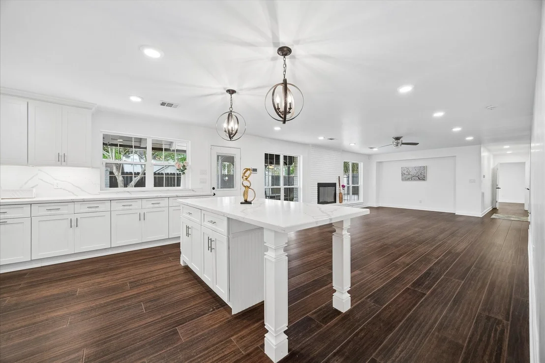 Photo of 10602 Riverview Drive
