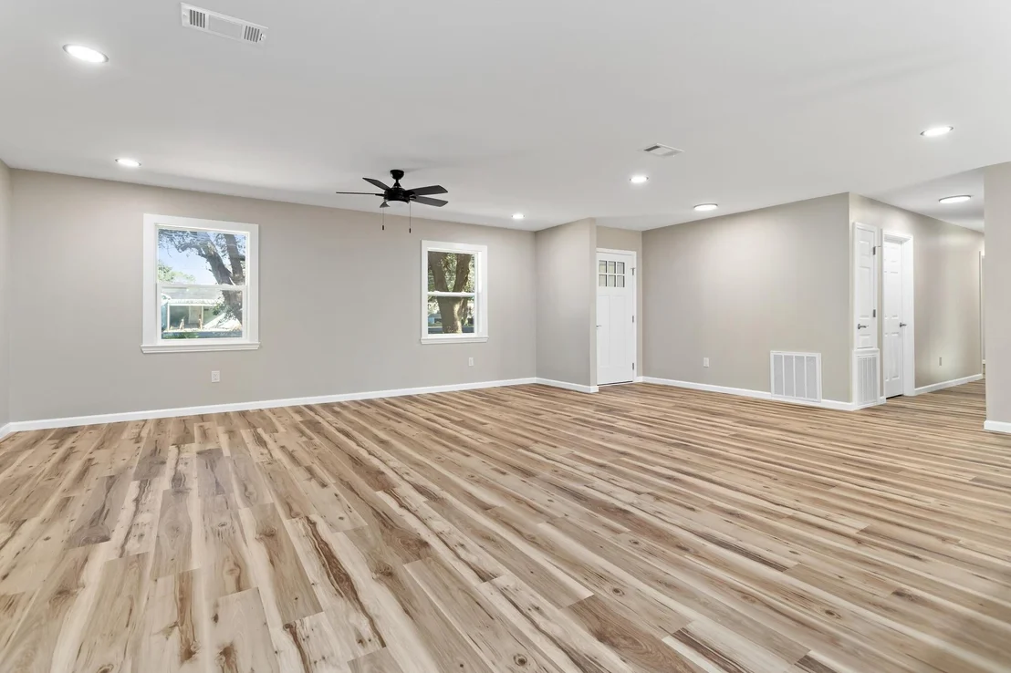 Photo of 1526 Campbell Road