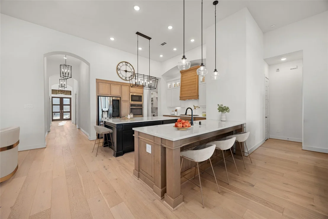 Photo of 31306 Crescent Hill Drive