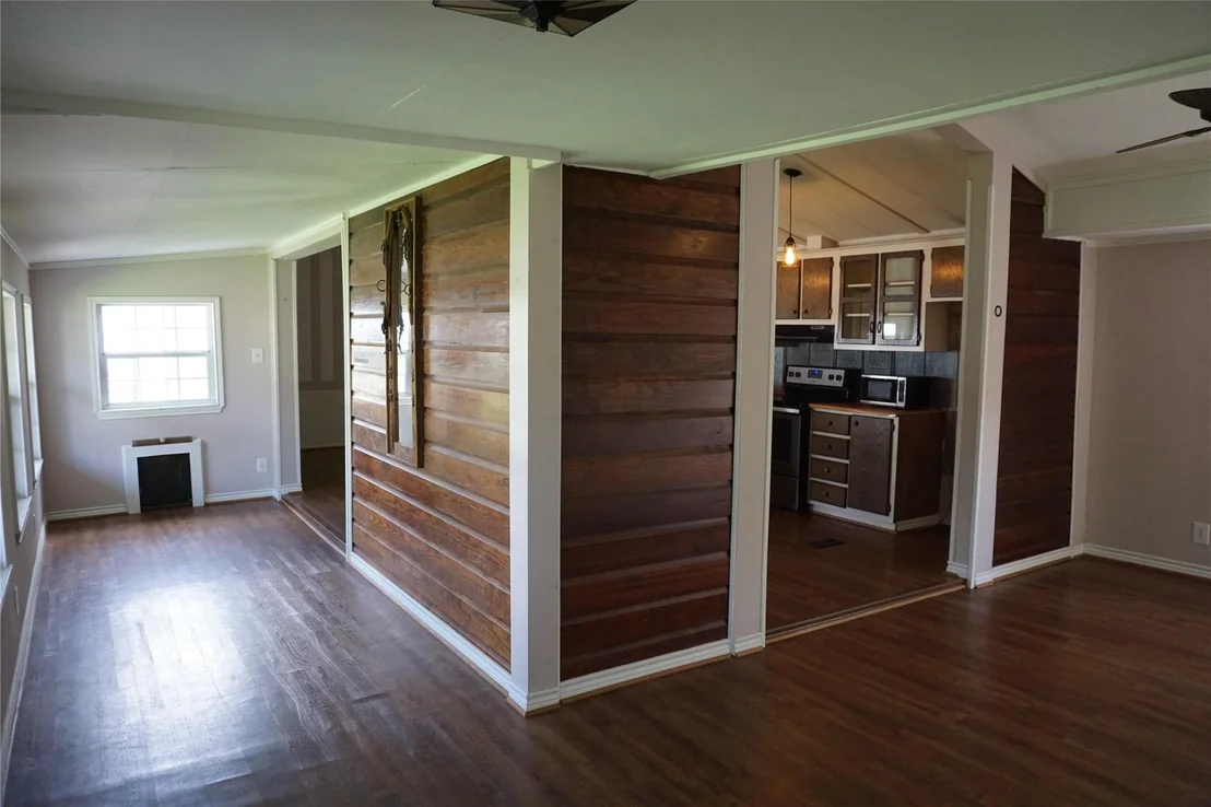 Photo of 8989 Gladewood