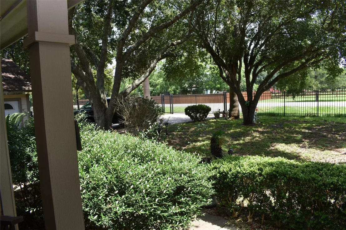 Photo of 2210 Geronimo Lane