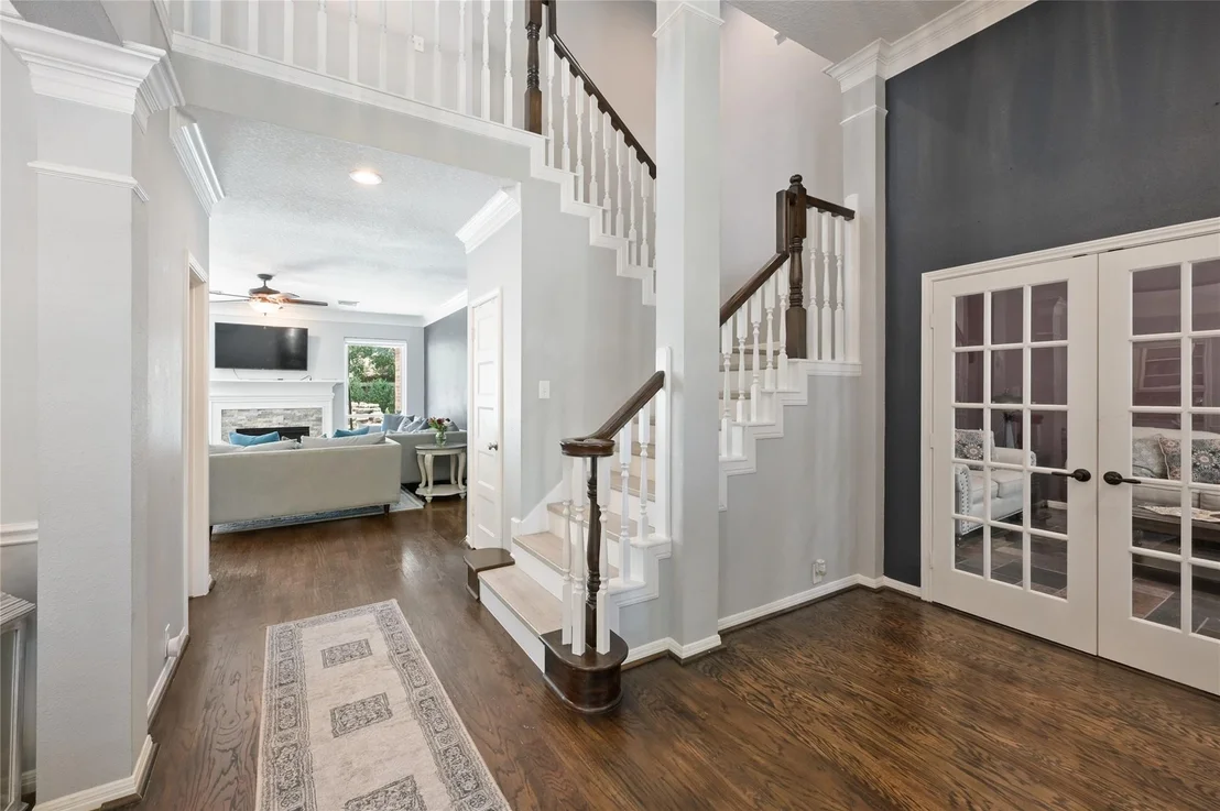 Photo of 1327 Blackthorne Drive