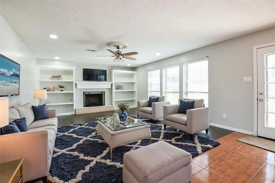 Photo of 1007 Maranon Lane